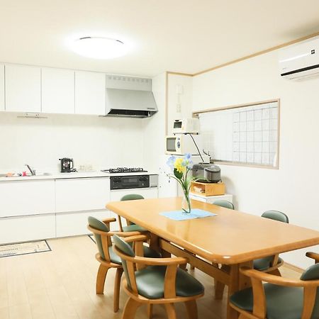 Hat Kujo, Near From Kintetsu Kujo Station 近鉄九条駅前の民泊 Yamatokoriyama Luaran gambar